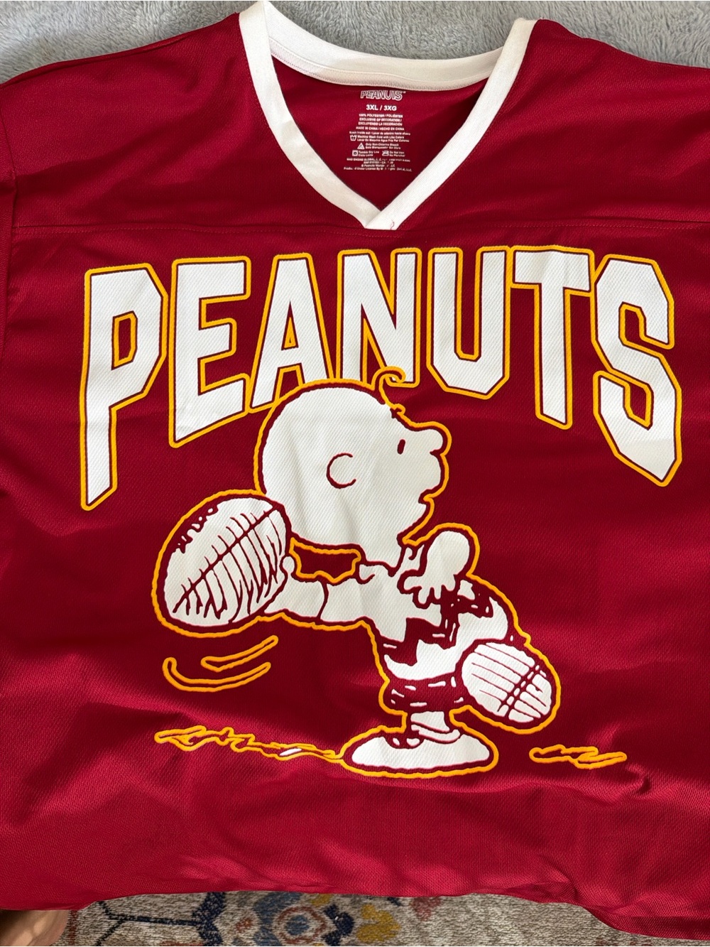 BRAND NEW Peanuts Red & White Kids Football Graphic Jersey